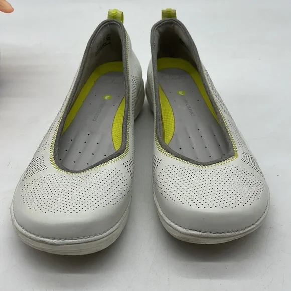 Clarks Artisan Unstructured White Ballet Flats Sz 8. BFL2705 - Picture 2 of 8